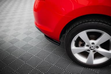 Задні сплітери boczne Maxton Skoda Rapid Spaceback (чорний глянець) - фото My Tuning Lab