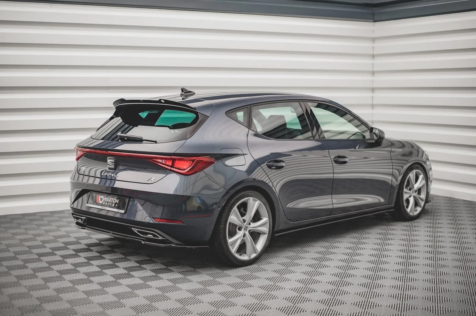 Задній сплітер Maxton Seat Leon FR Hatchback Mk4 - фото My Tuning Lab
