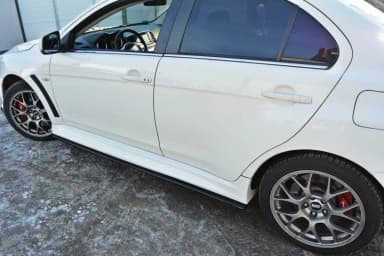 Накладки на пороги Maxton Mitsubishi Lancer Evo X - фото My Tuning Lab