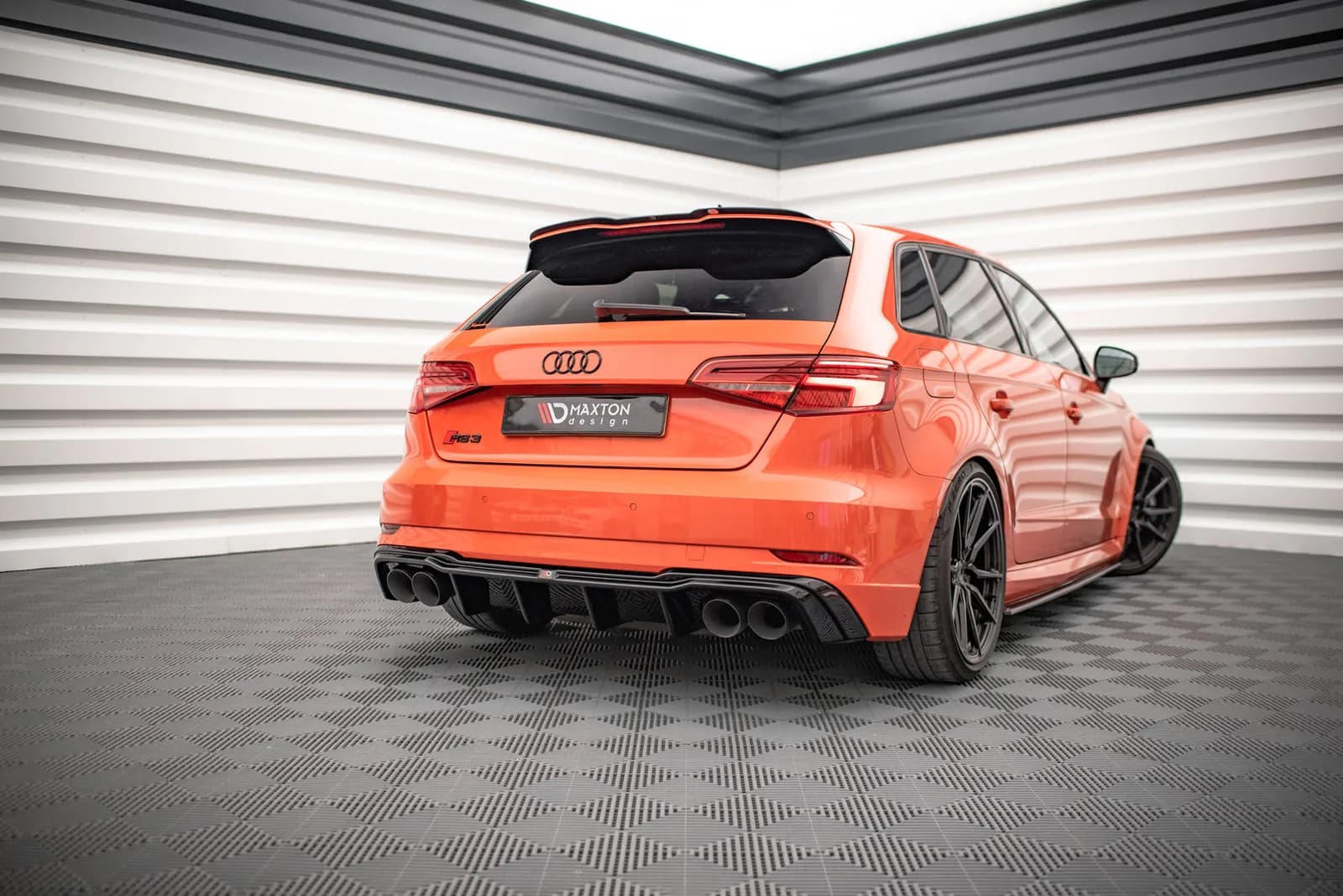 Задня накладка V.2 Maxton Audi RS3 Sportback 8V Facelift - фото My Tuning Lab
