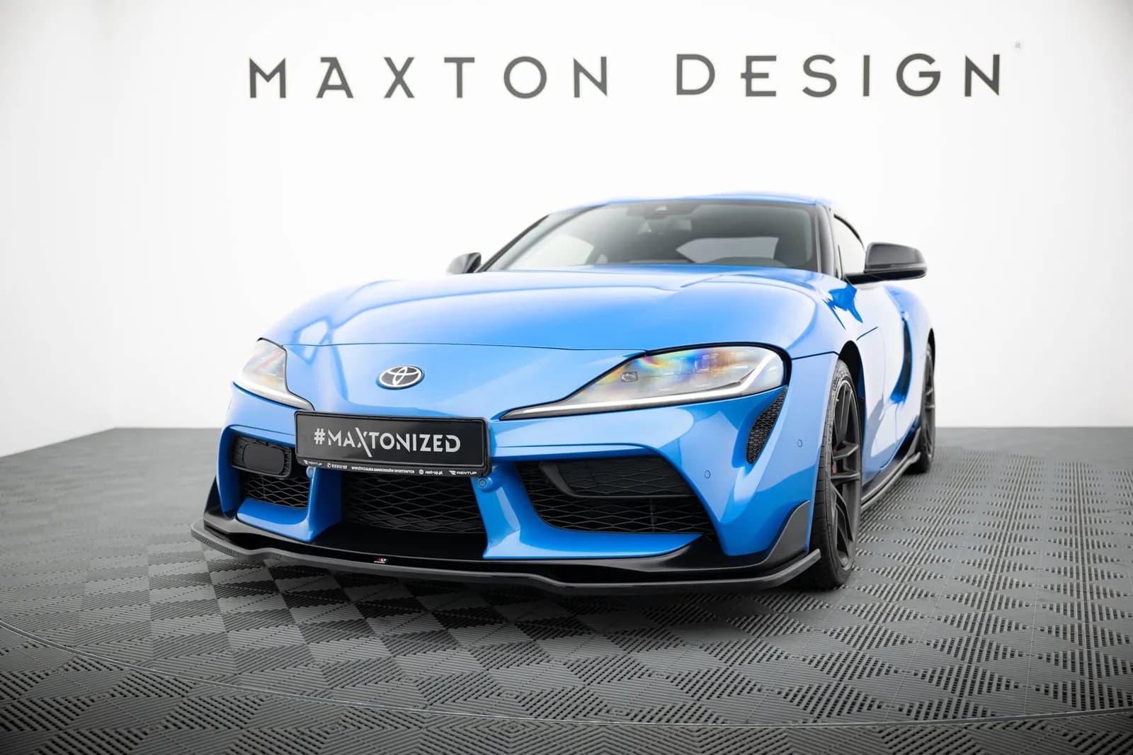 Передній сплітер Maxton V2 Toyota Supra MK5 (чорний глянець) - фото My Tuning Lab