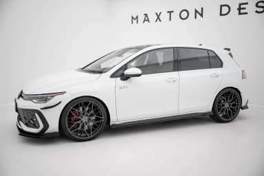 Накладки на пороги Street Pro+Flapsy Maxton Volkswagen Golf GTI / GTE / GTI Clubsport / GTD / R-Line Mk8 / Mk8 Facelift - фото My Tuning Lab