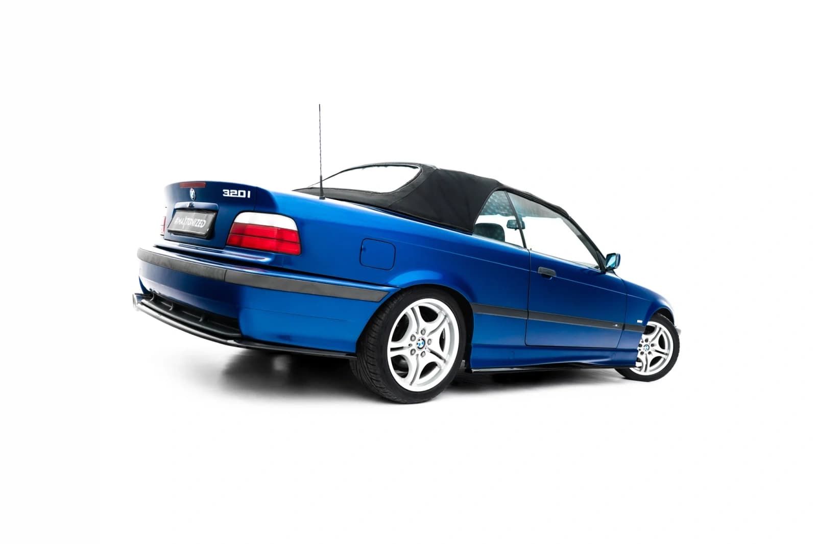Накладки на пороги Maxton BMW M3 / 3 M-пакет Coupe / Cabrio E36 - фото My Tuning Lab