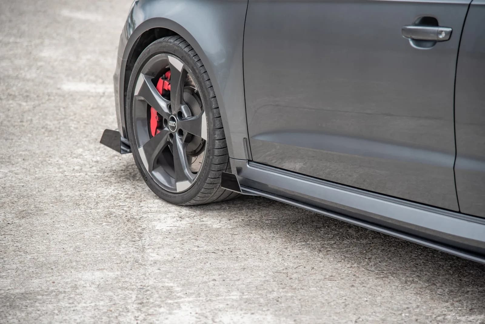 Side Flaps Maxton Audi RS3 8V Sportback - фото My Tuning Lab