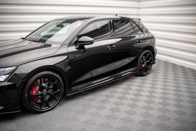 Накладки на пороги Street Pro Maxton Audi RS3 Sportback 8Y - фото My Tuning Lab