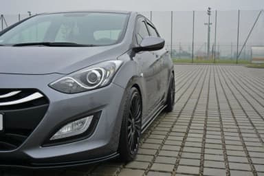 Накладки на пороги Maxton Hyundai i30 MK2 (чорний глянець) - фото My Tuning Lab