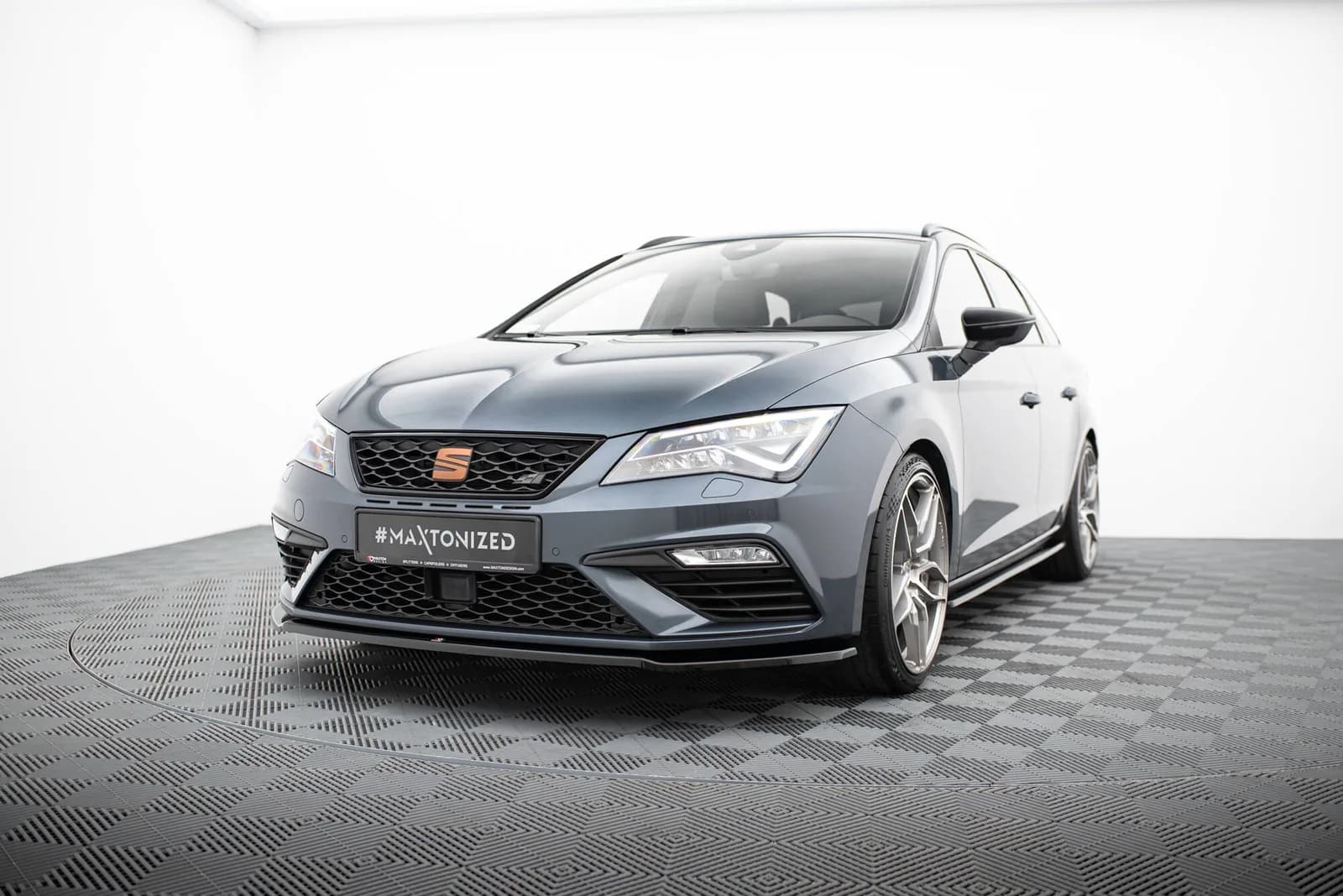 Передній сплітер V.2 Seat Leon Maxton Cupra / FR Mk3 FL - фото My Tuning Lab