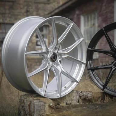 Легкосплавний диск 19" Wrath WFX 19x8,5 ET35 5x120 срібний - фото My Tuning Lab