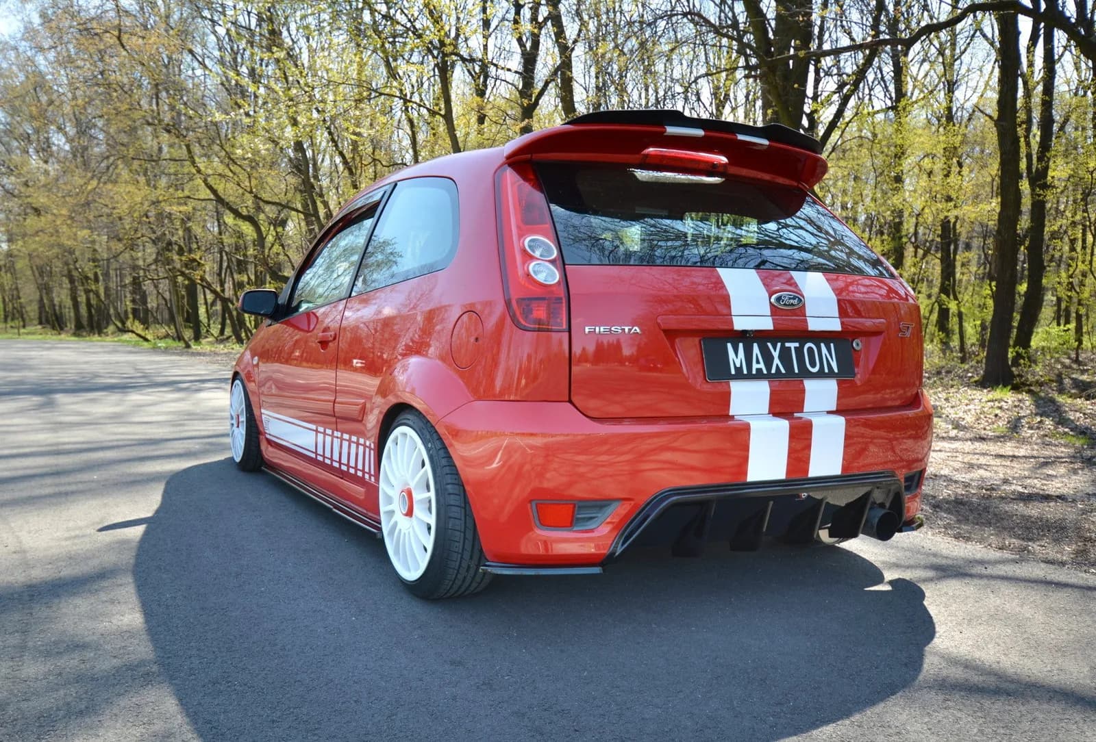 Задня накладка Maxton Ford Fiesta ST MK6 (чорний глянець) - фото My Tuning Lab
