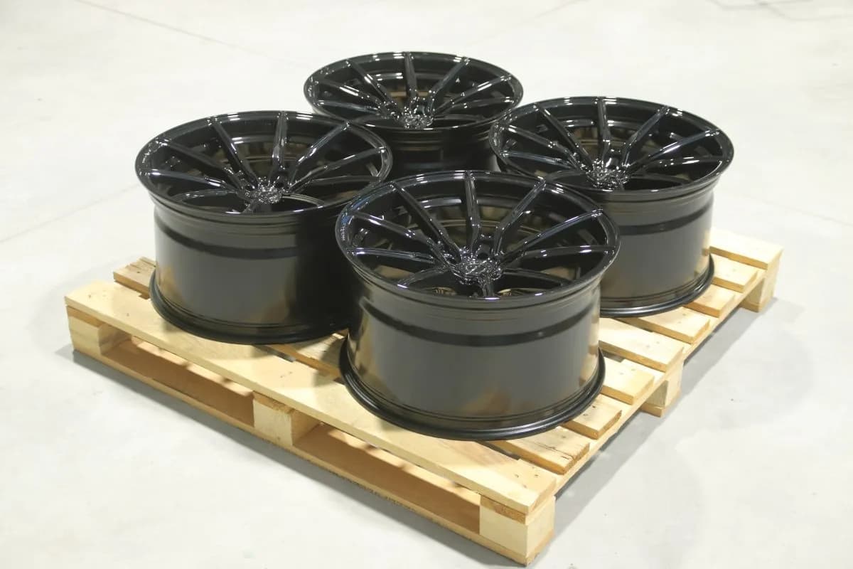 Комплект легкосплавних дисків 20" Concaver CVR4 20x11 ET25 + 20x11 ET30 5x112 глянцевий чорний - фото My Tuning Lab