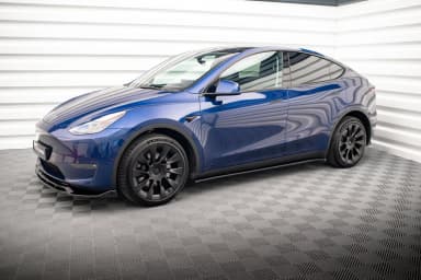Накладки на пороги V.2 Maxton Tesla Model Y - фото My Tuning Lab