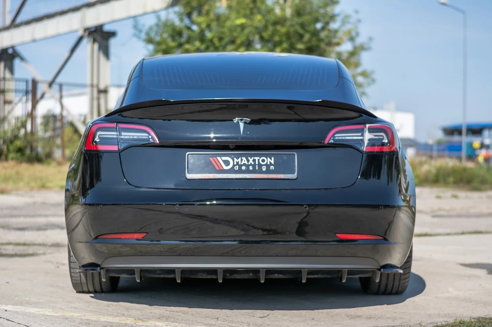 Задня накладка Maxton Tesla Model 3 - фото My Tuning Lab