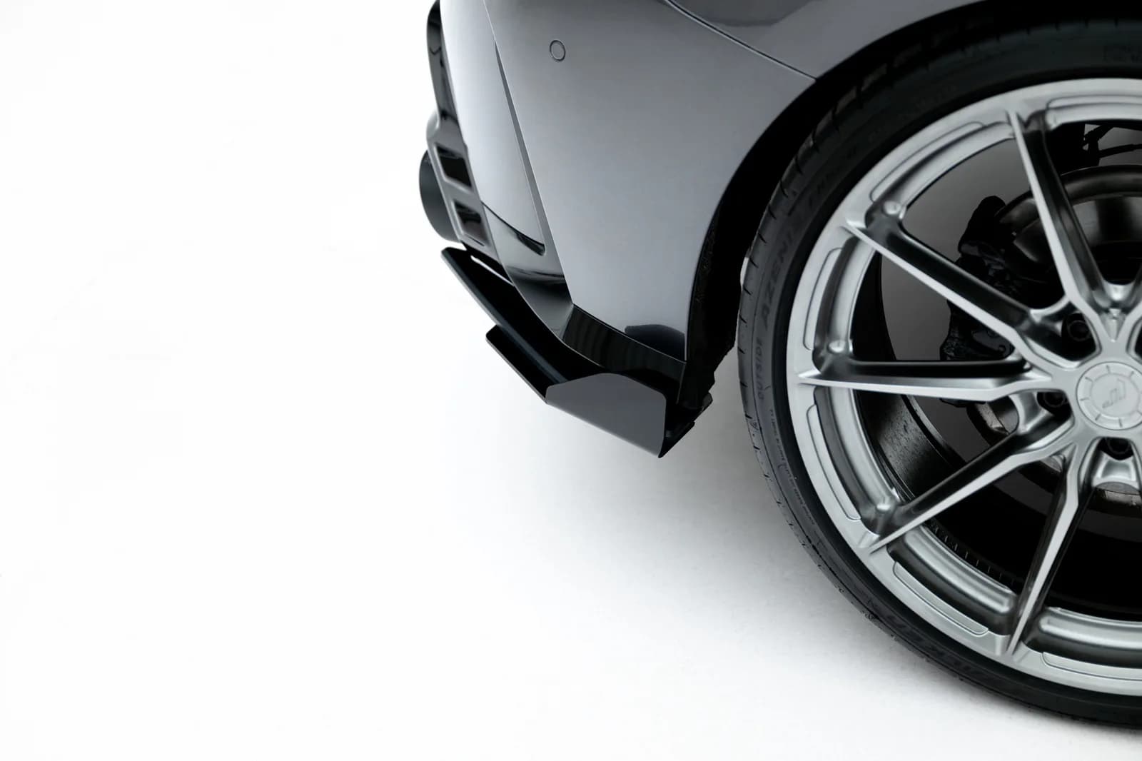 Flapsy Tylne Boczne V.2 Maxton BMW 1 M-пакет / M135i F70 - фото My Tuning Lab
