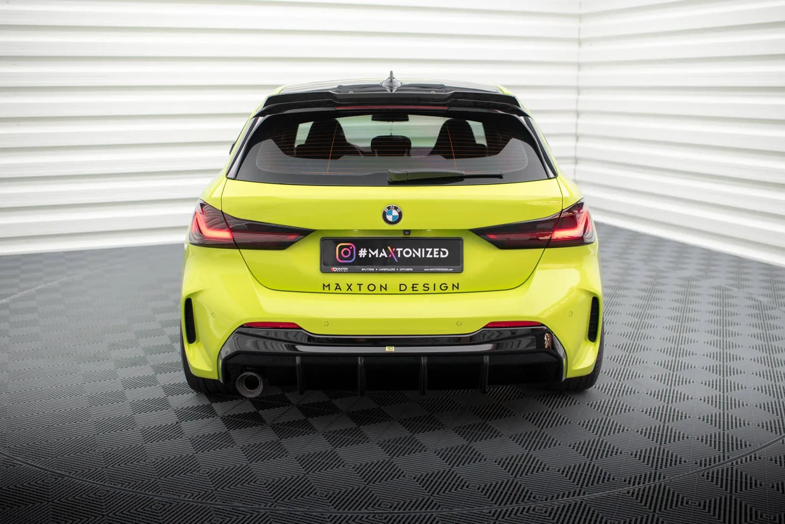 Задня накладка V.3 Maxton BMW 1 M-пакет / 128ti F40 (Wersja z pojedynczą końcówką Вихлопu z jednej strony) - фото My Tuning Lab