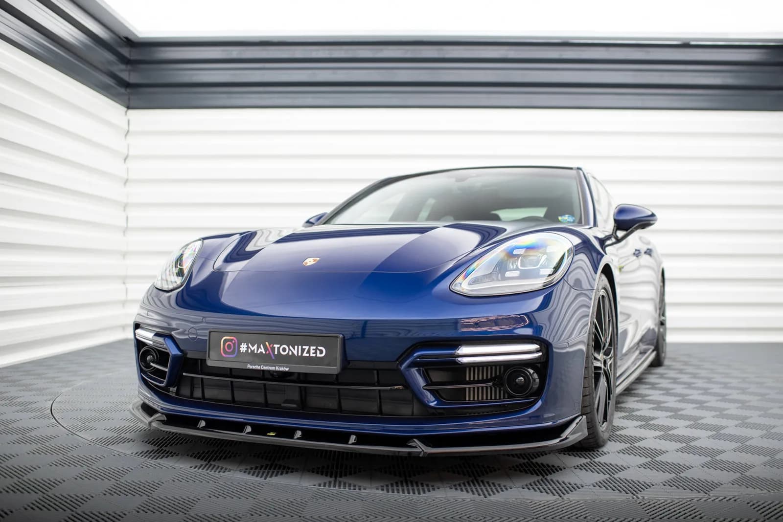 Передній сплітер V.2 Maxton Porsche Panamera E-Hybrid 971 Facelift / GTS Sport Turismo 971 Facelift - фото My Tuning Lab