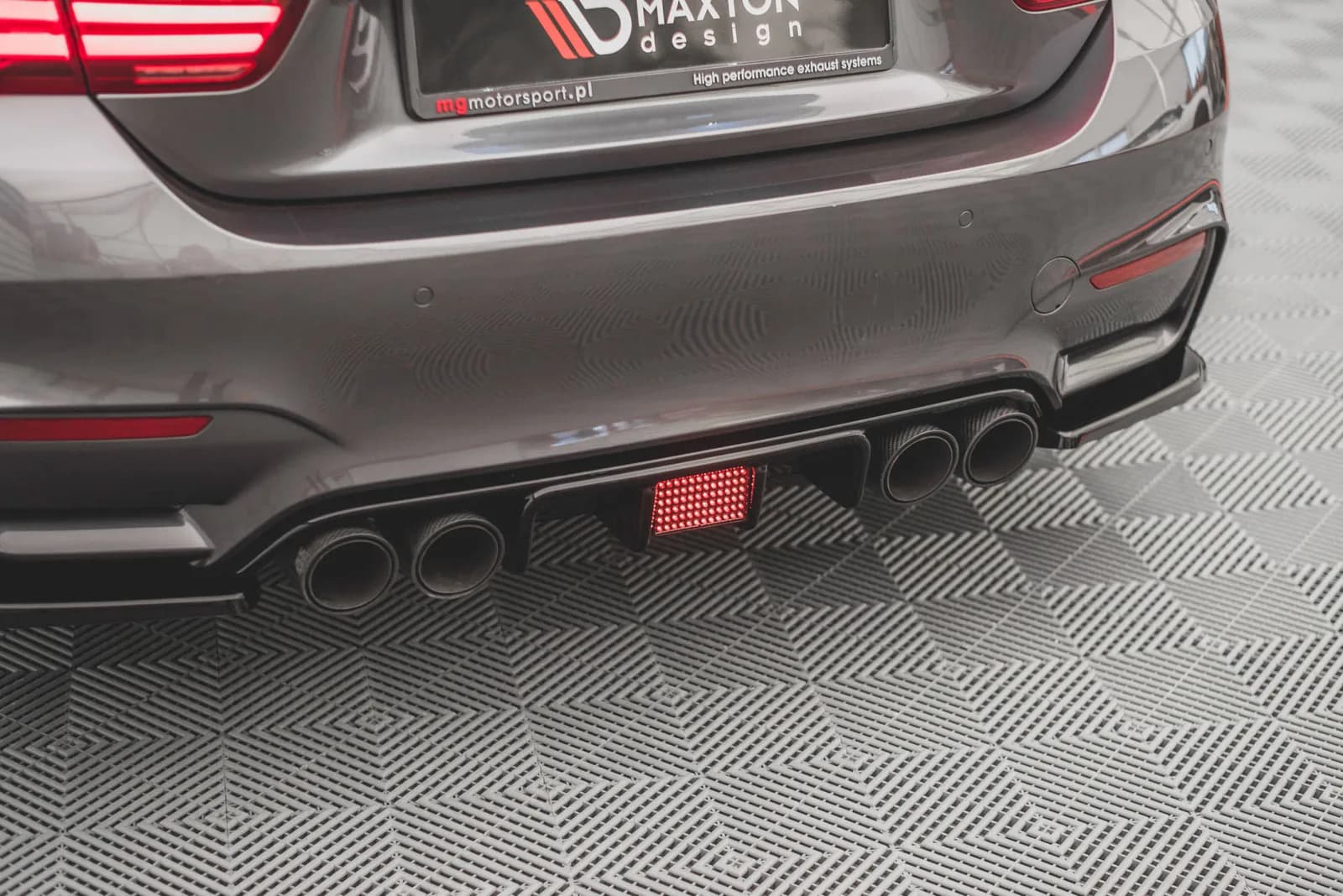 LED-світло Stop Maxton BMW M4 F82 - фото My Tuning Lab