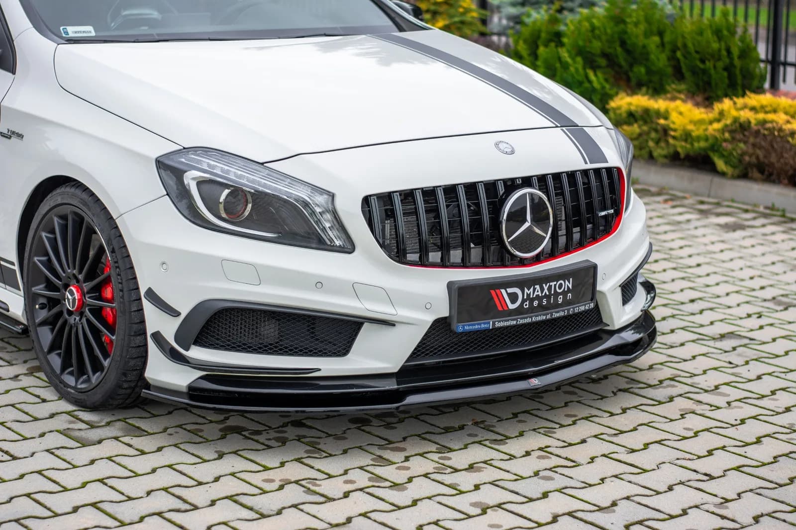 Передній сплітер Maxton Mercedes A45 AMG W176 (чорний глянець) - фото My Tuning Lab