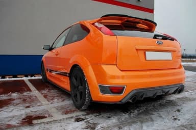 Задні сплітери boczne Maxton V2 Ford Focus ST MK2 (чорний глянець) - фото My Tuning Lab