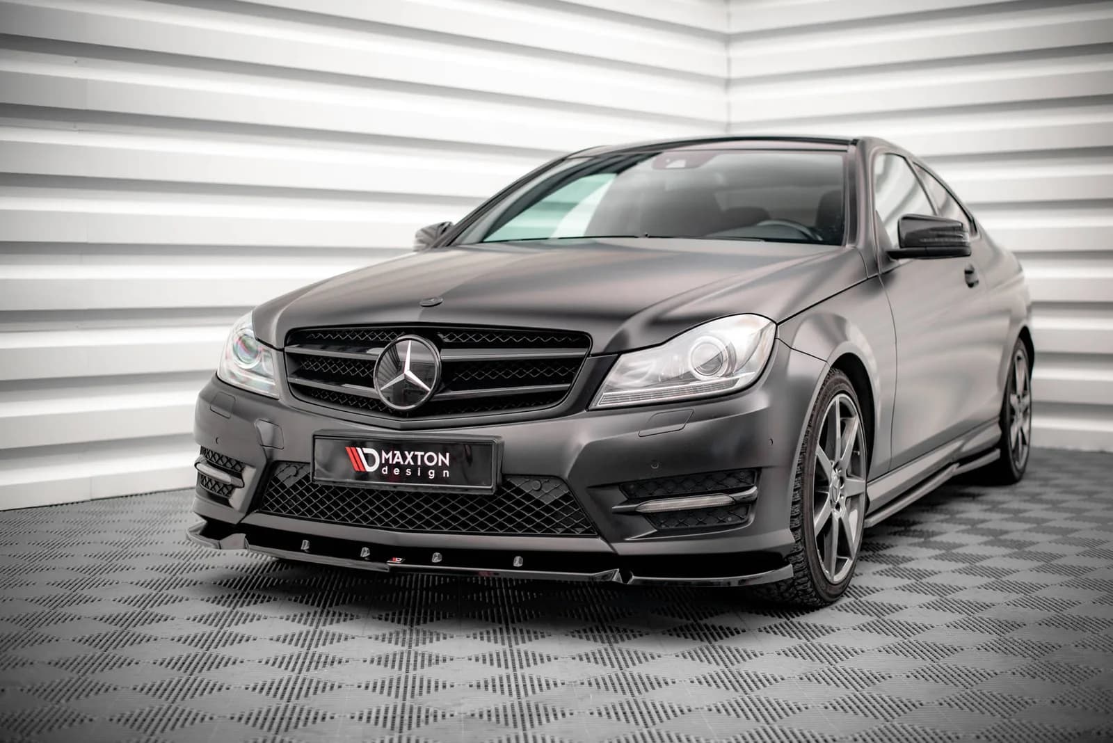 Передній сплітер V.1 Maxton Mercedes-Benz C Coupe / Sedan / Estate AMG-Line C204 / W204 Facelift / S204 Facelift - фото My Tuning Lab