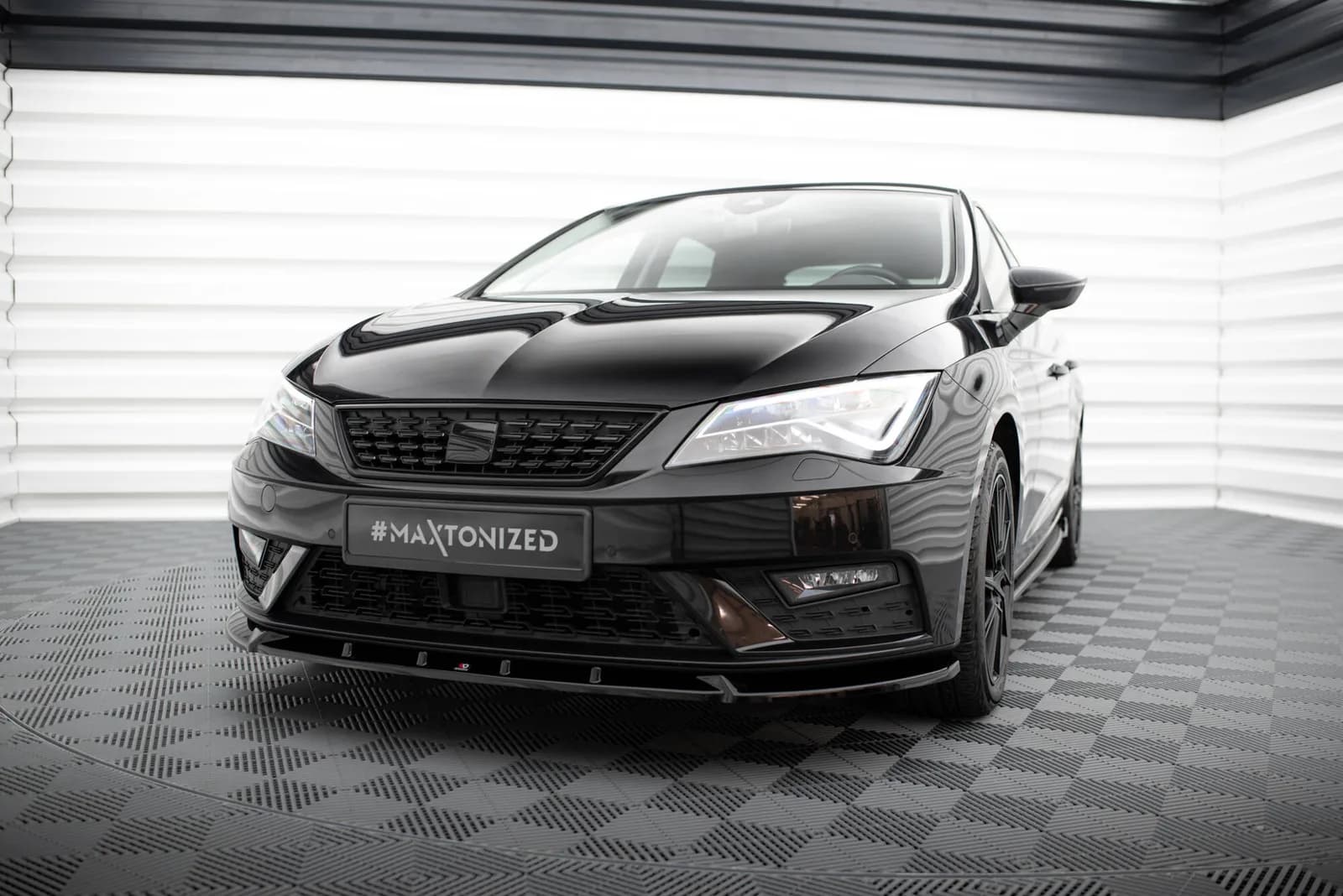 Передній сплітер V.1 Maxton Seat Leon Mk3 Facelift - фото My Tuning Lab