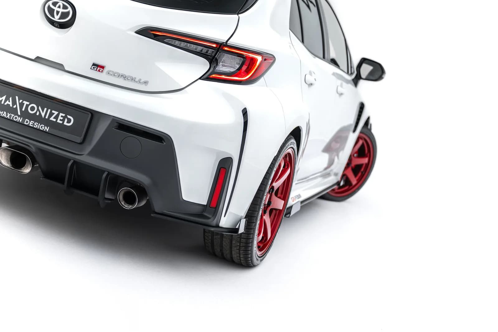 Задні сплітери Boczne Street Pro + Flaps Maxton Toyota GR Corolla Mk12 - фото My Tuning Lab