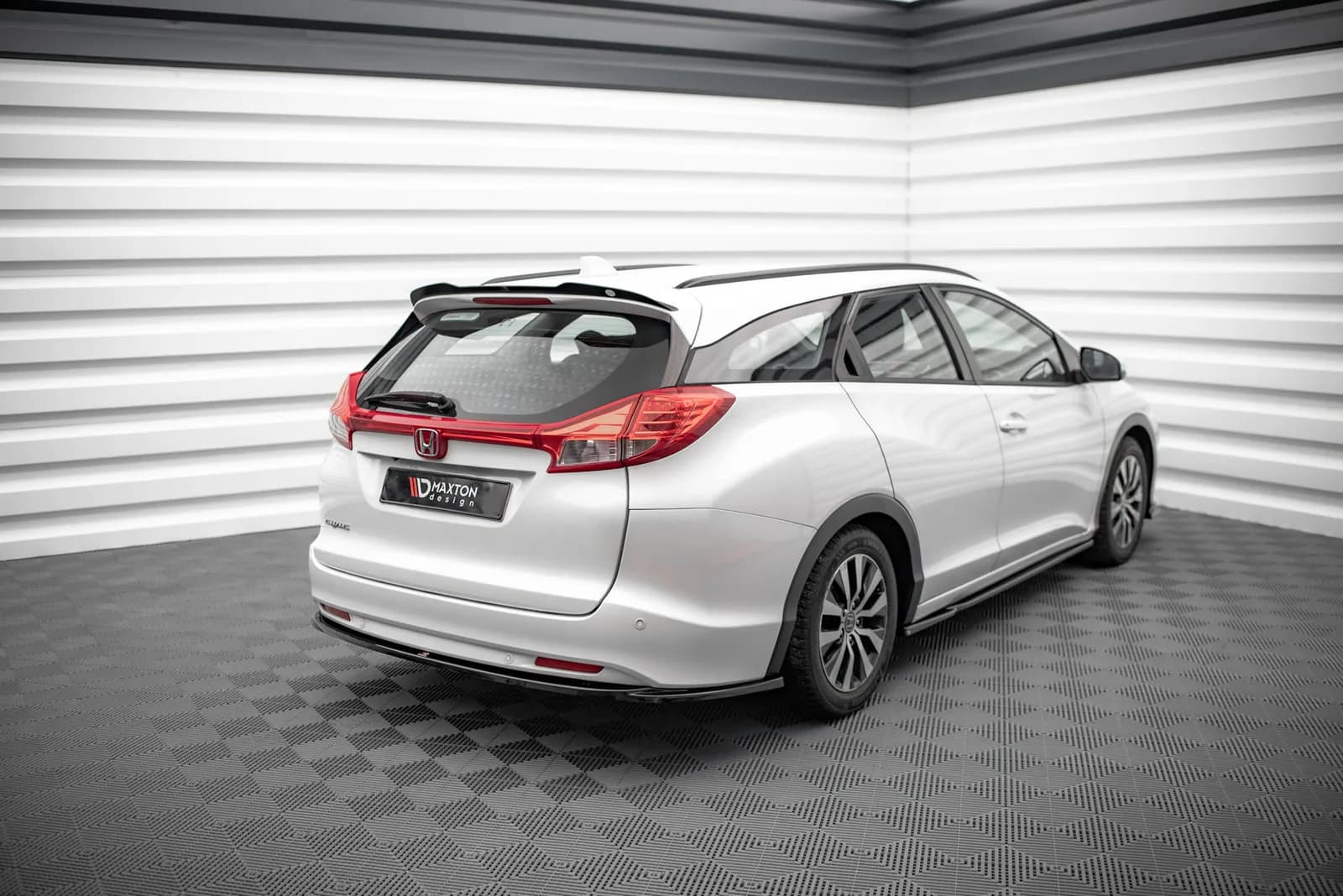 Продовження спойлера Maxton Honda Civic Tourer Mk9 - фото My Tuning Lab