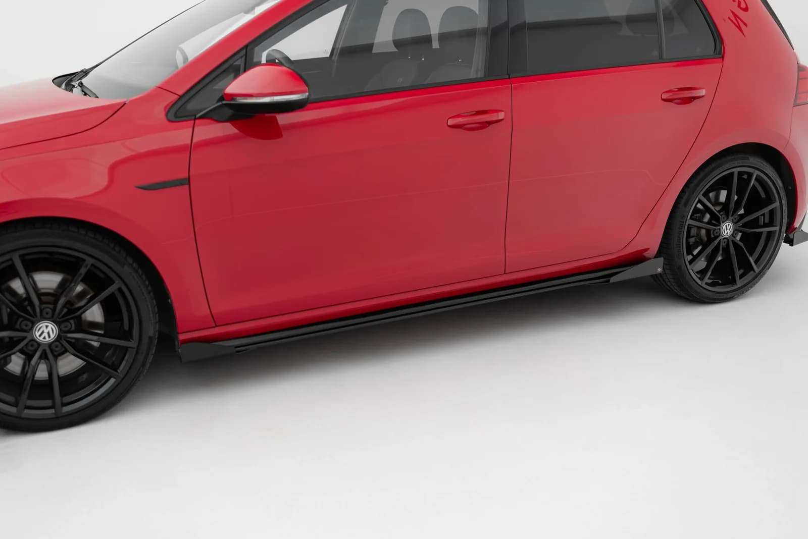 Бічні флапси Maxton Volkswagen Golf R / R-Line Mk7 Facelift - фото My Tuning Lab