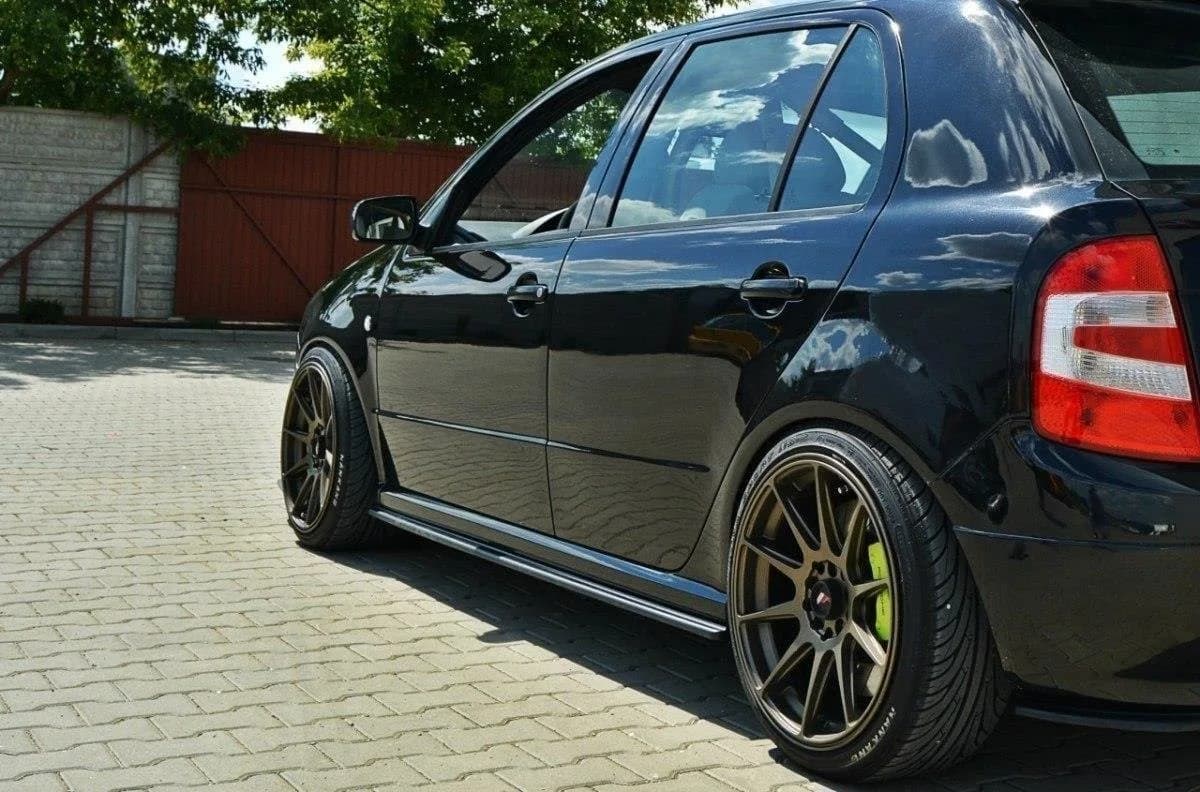 Накладки на пороги Maxton Skoda Fabia RS Mk1 - фото My Tuning Lab