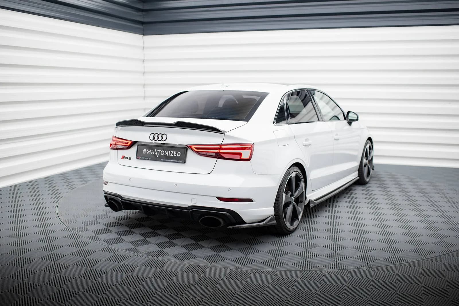 Задні сплітери Boczne V.3 Maxton Audi RS3 Sedan 8V Facelift - фото My Tuning Lab