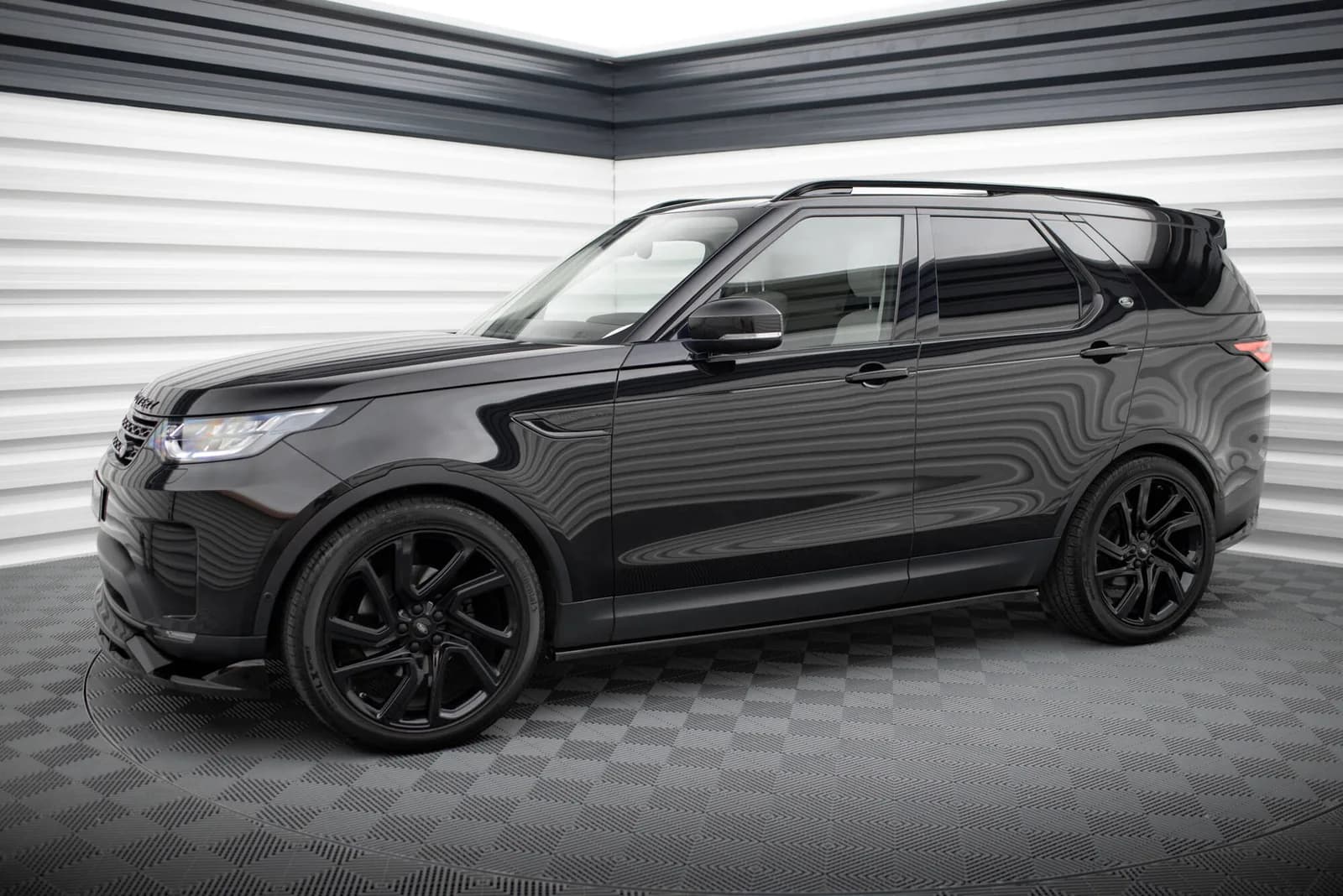 Комплект сплітерів Maxton Land Rover Discovery HSE Mk5 - фото My Tuning Lab