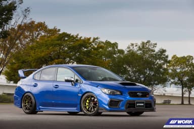 Легкосплавний диск 18" Work Wheels EMOTION ZR10 18x10,5 ET12 5x114,3 глянцевий чорний з полірованим ободом (GTKRC) - фото My Tuning Lab