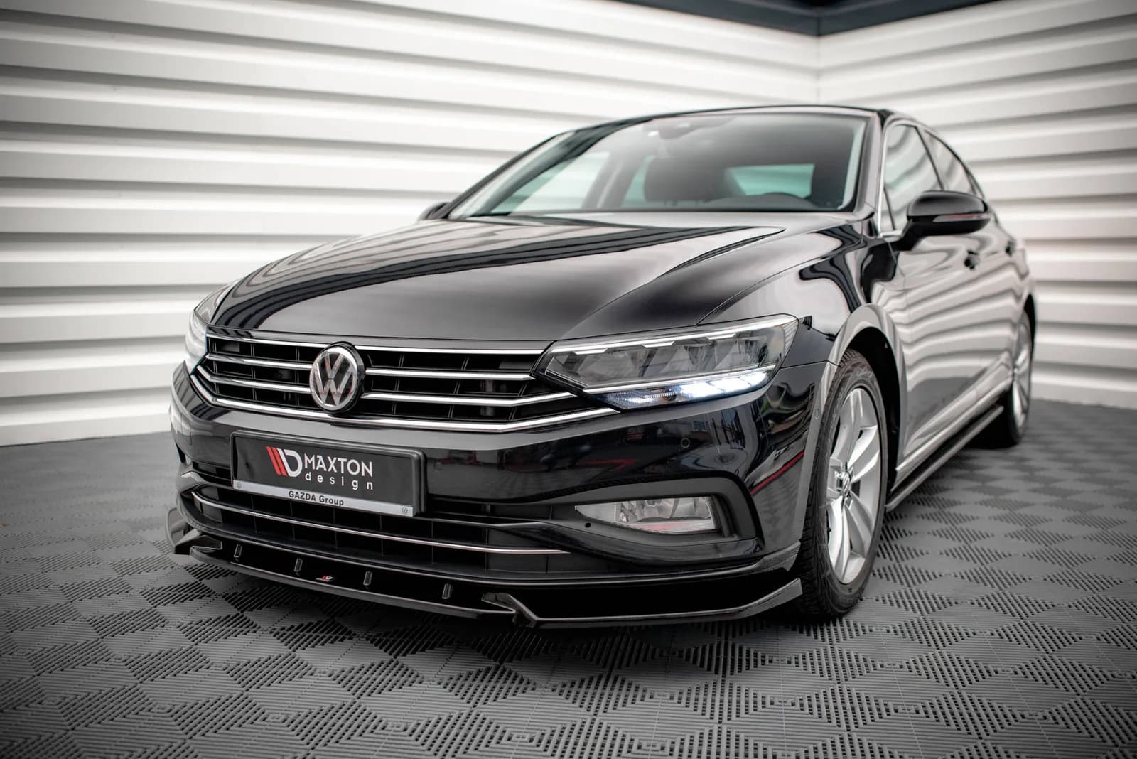 Передній сплітер V.2 Maxton Volkswagen Passat B8 Facelift - фото My Tuning Lab