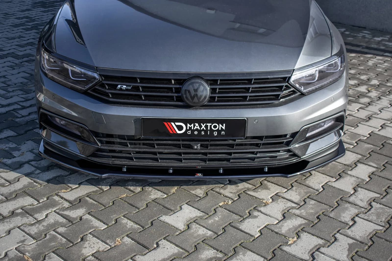 Передній сплітер V.1 Maxton Volkswagen Passat R-Line B8 - фото My Tuning Lab