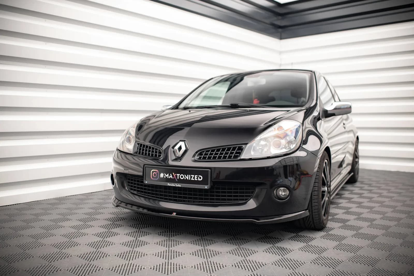 Передній сплітер Maxton Renault Clio III RS (чорний глянець) - фото My Tuning Lab