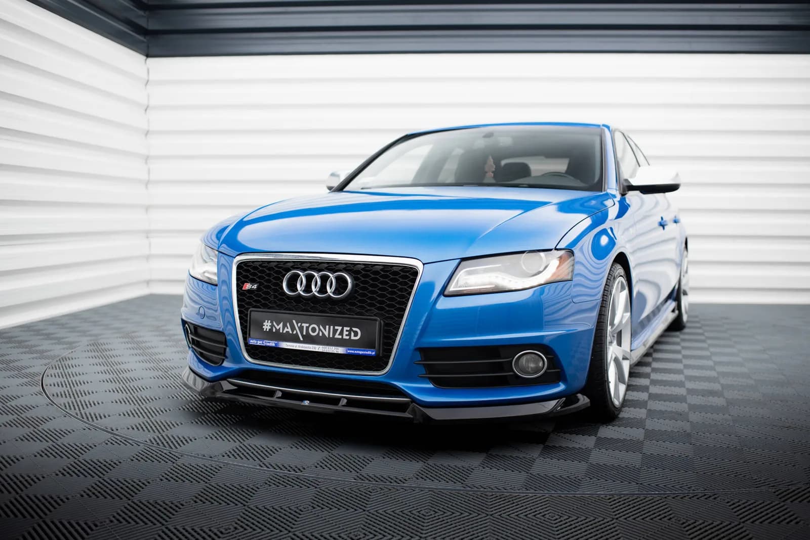 Передній сплітер V.4 Maxton Audi S4 / A4 S-Line B8 - фото My Tuning Lab
