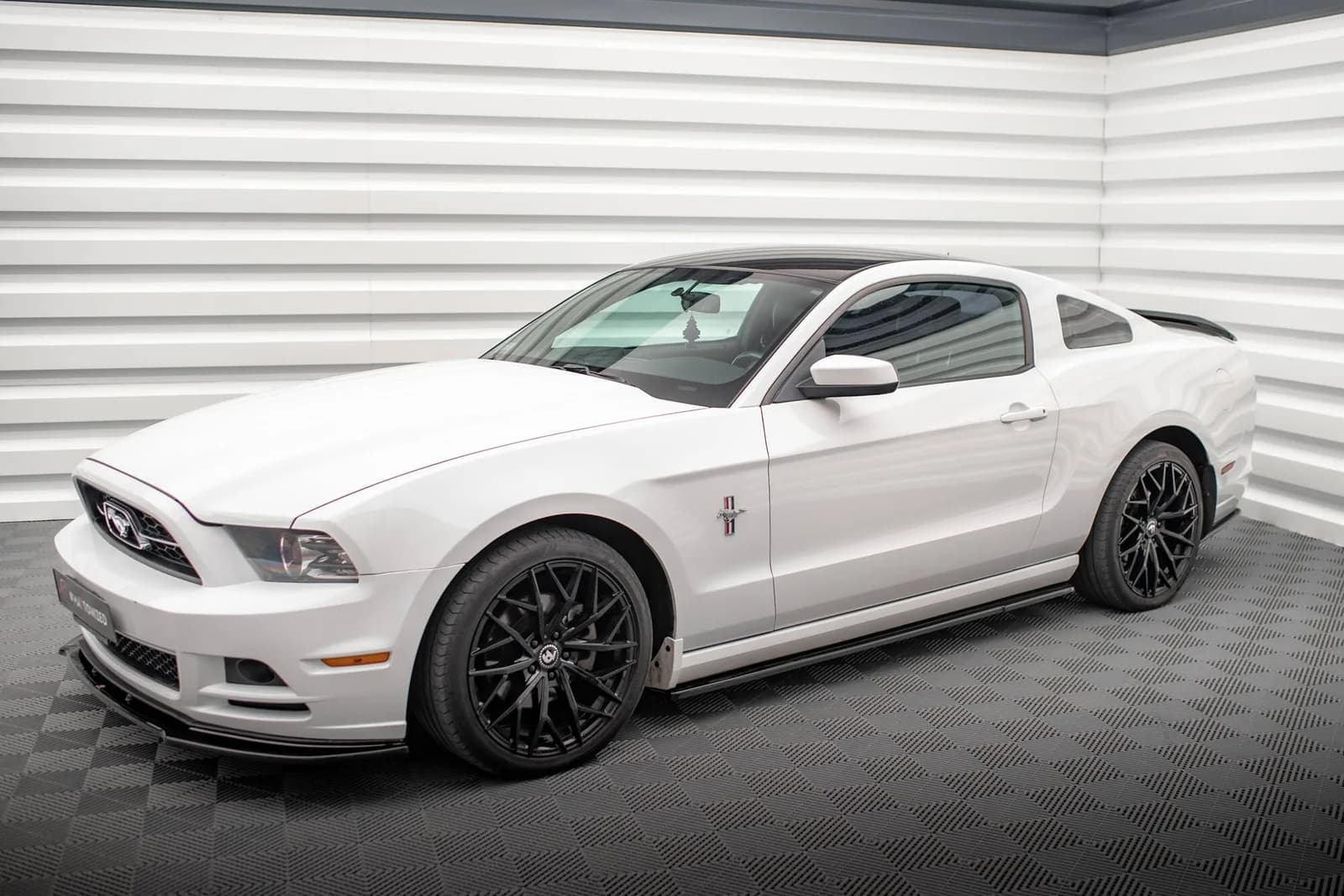 Комплект сплітерів Maxton Ford Mustang Mk5 Facelift - фото My Tuning Lab