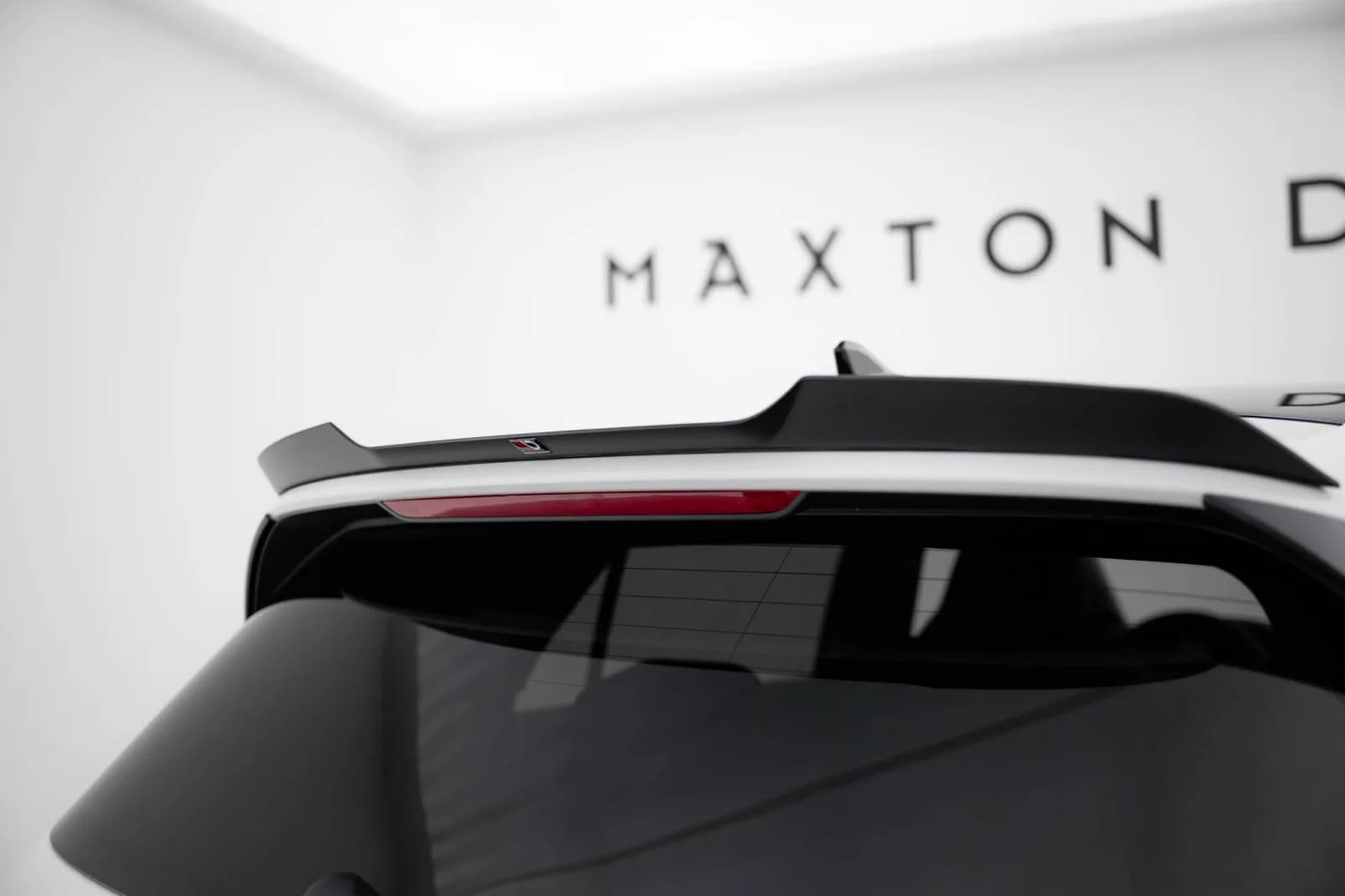 Спойлер V.2 Maxton Volkswagen Golf GTI / GTE / GTD / R-Line / R Mk8 - фото My Tuning Lab