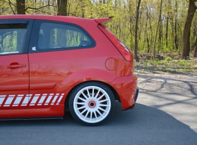 Задні сплітери boczne Maxton Ford Fiesta ST MK6 (чорний глянець) - фото My Tuning Lab
