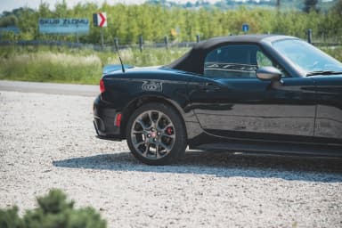 Задні сплітери Boczne Maxton Abarth 124 Spider - фото My Tuning Lab