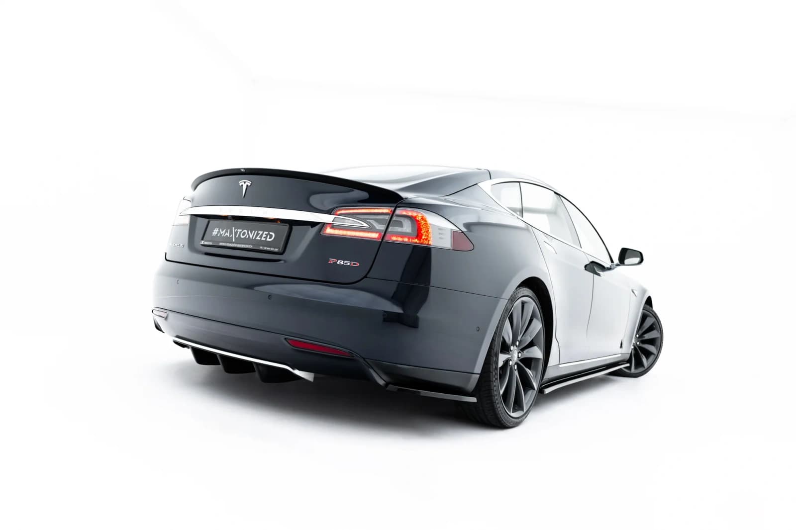 Задня накладка Maxton Tesla Model S Mk1 - фото My Tuning Lab
