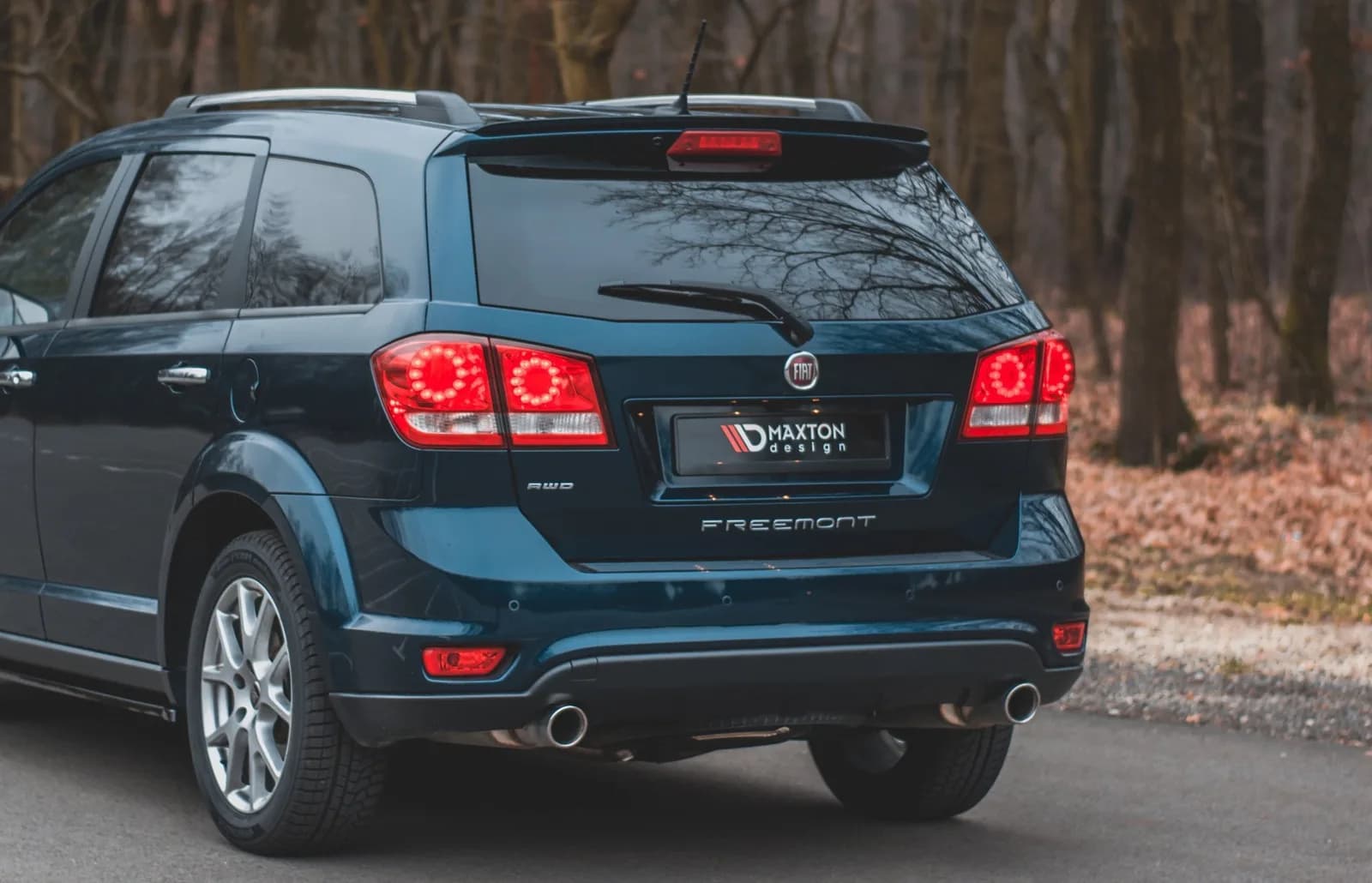 Продовження спойлера Maxton Fiat Freemont Dodge Journey (чорний глянець) - фото My Tuning Lab