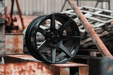 Легкосплавний диск 18" 7Twenty Style 55 18x9.5 ET15 5x114.3 сатиновий чорний - фото My Tuning Lab