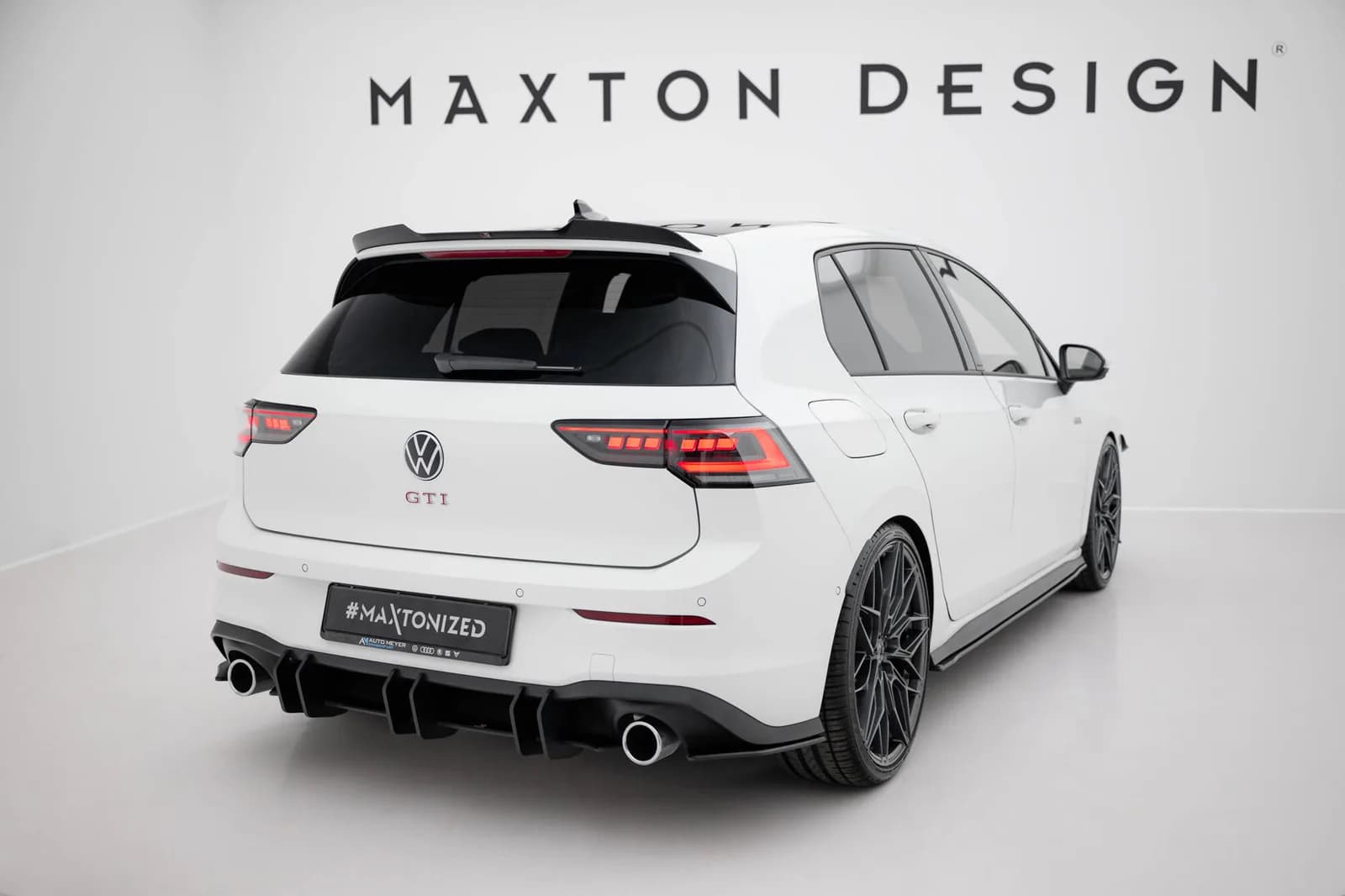 Задній дифузор Street Pro V.2 Maxton Volkswagen Golf GTI Mk8 - фото My Tuning Lab