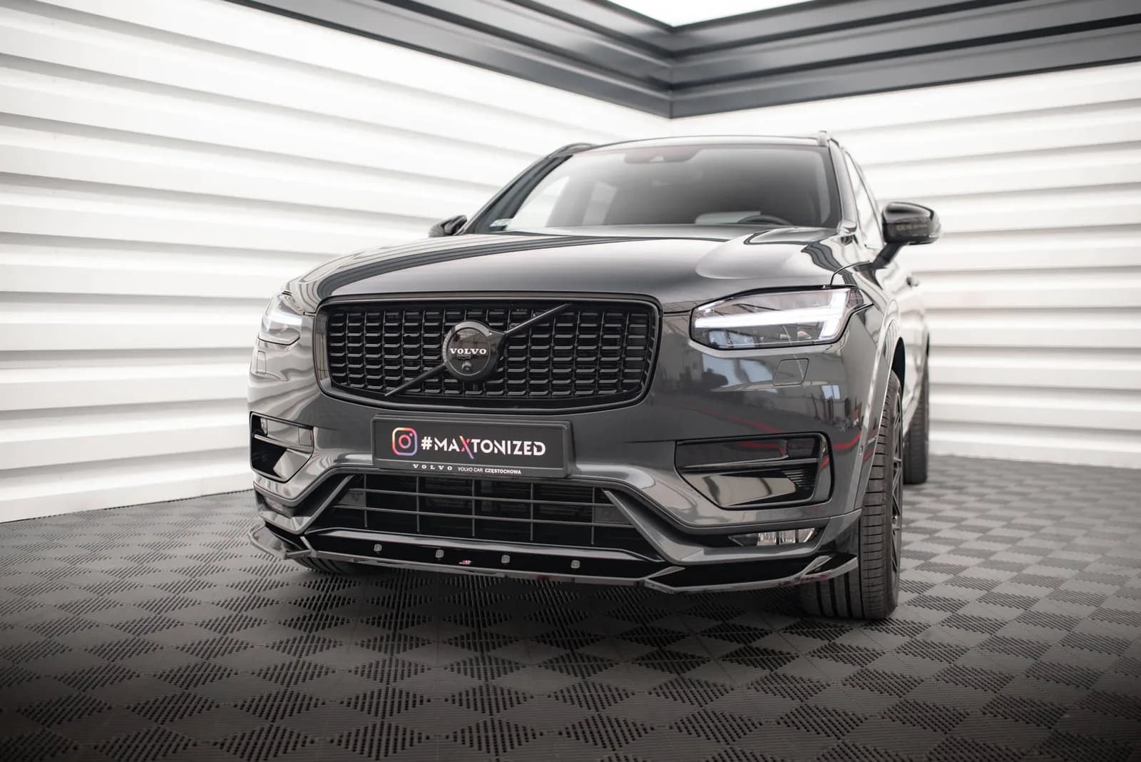 Передній сплітер V.1 Maxton Volvo XC90 R-Design Mk2 Facelift - фото My Tuning Lab