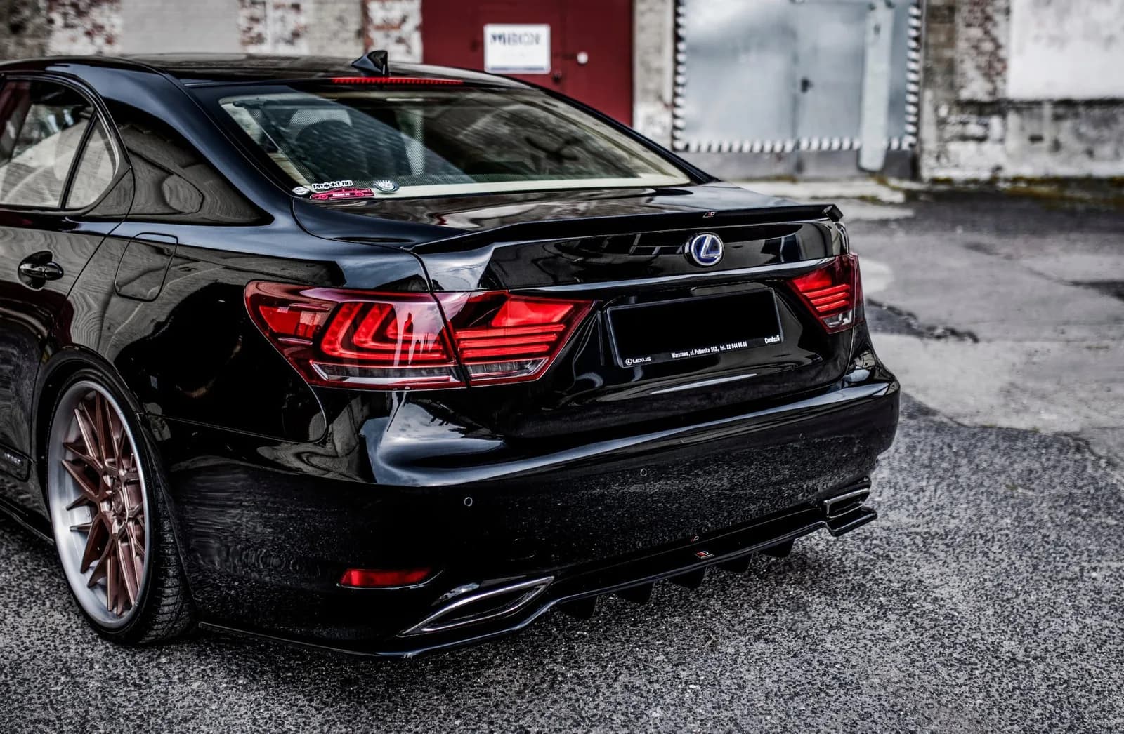 Продовження спойлера Maxton Lexus LS MK4 Facelift (чорний глянець) - фото My Tuning Lab