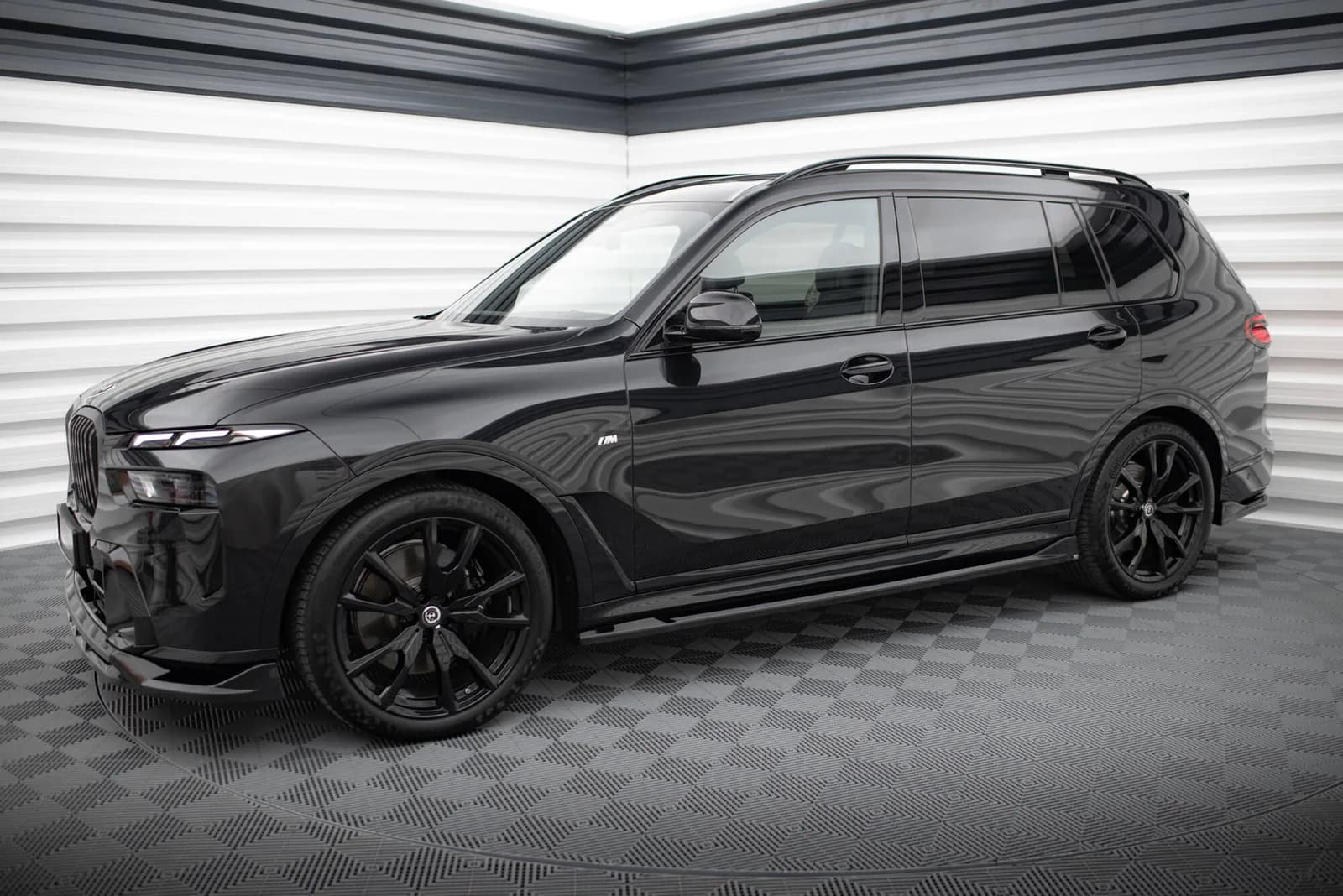Комплект сплітерів Maxton BMW X7 M-пакет G07 Facelift - фото My Tuning Lab