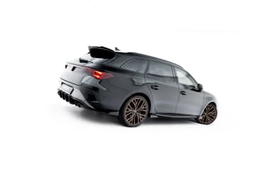 Накладки на пороги Street Pro + Flaps Maxton Cupra Leon ST / Hatchback Aero Mk1 / Mk1 Facelift - фото My Tuning Lab