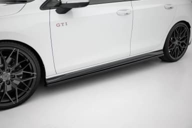 Накладки на пороги V.4 Maxton Volkswagen Golf GTI / GTE / GTI Clubsport / GTD / R-Line Mk8 - фото My Tuning Lab