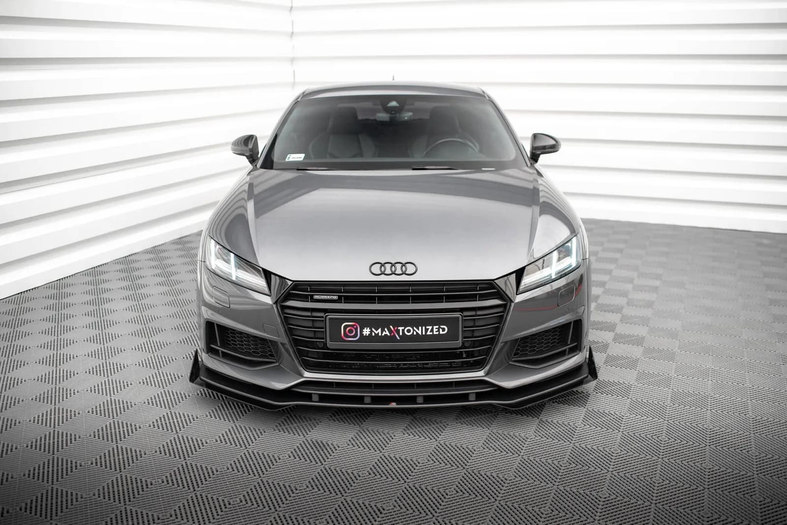 Передній сплітер Street Pro + Flaps Maxton Audi TT S / S-Line 8S - фото My Tuning Lab