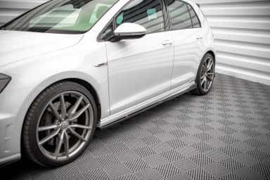 Накладки на пороги V.2 Maxton Volkswagen Golf R / R-Line Mk7 - фото My Tuning Lab